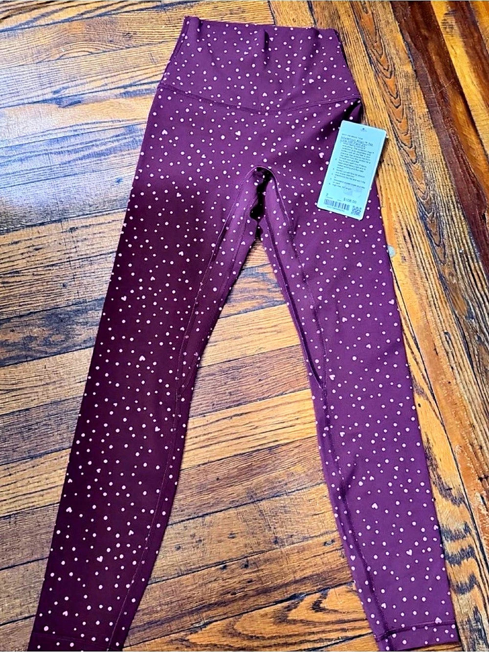 Lululemon Align High-Rise Leggings ❤️

Size 2 • 25” inseam • Brand new with tags